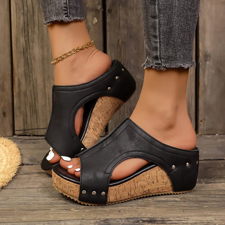 The Lumi Wedge