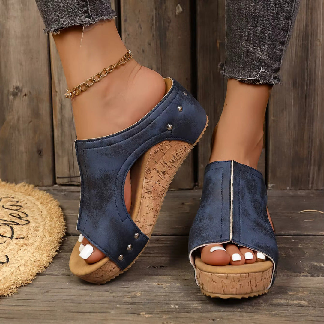 The Lumi Wedge